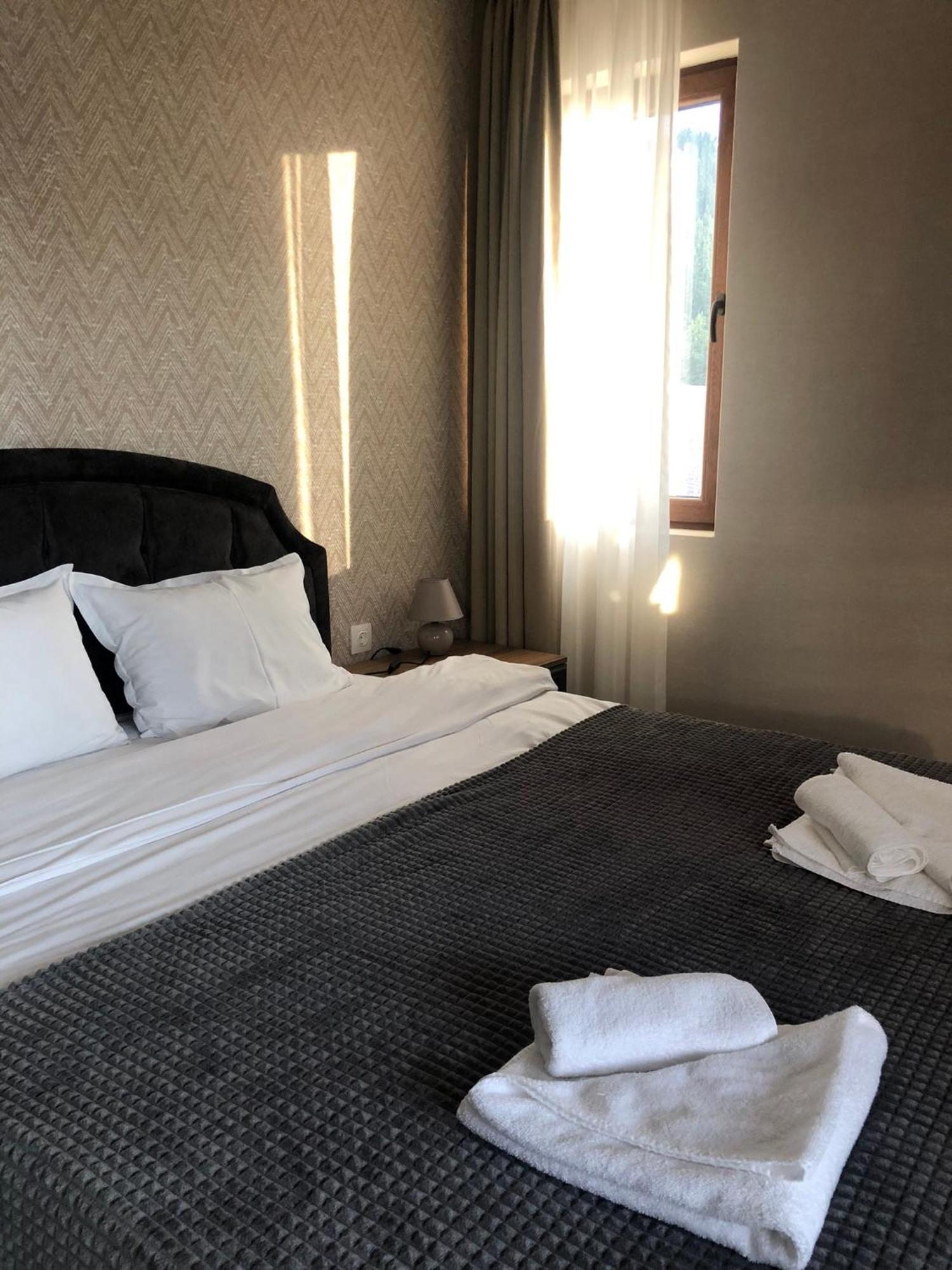 Luxury Aparthotel Studenets Pamporovo Bagian luar foto